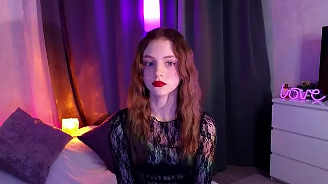 Snapshot of midnightMaya chatting on November 2025 07:52:02 PM midnightMaya online show from November 2025 07:52:02 PM