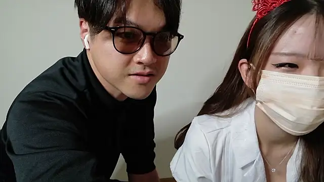 Snapshot of ipponpon chatting on February 2026 05:05:02 AM ipponpon online show from February 2026 05:05:02 AM