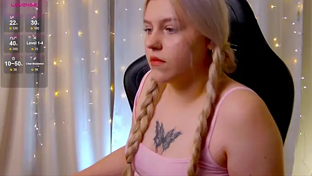 Malisha kiss online show from October 2025 09:10:02 AM