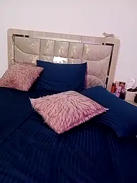 hot inaas online show from February 2026 12:09:01 AM