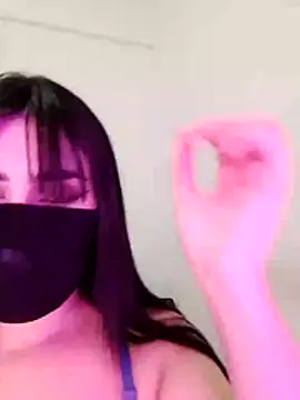 hot inaas online show from November 2025 10:57:02 PM