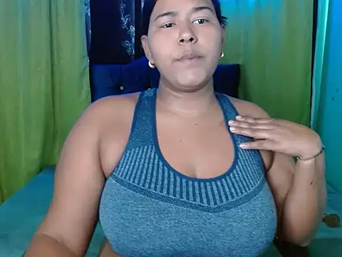 Ebony luna online show from February 2026 05:35:01 PM