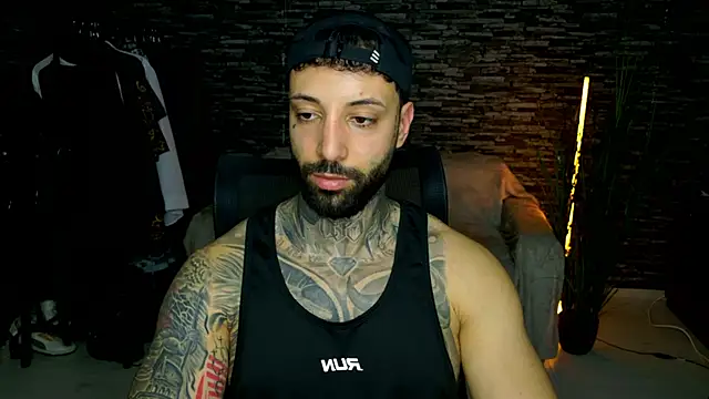 MasculineGuy99 online show from March 2026 07:10:02 PM