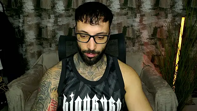 MasculineGuy99 online show from February 2026 06:51:01 PM