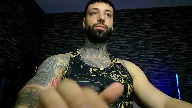 Snapshot of MasculineGuy99 chatting on May 2026 06:01:02 PM MasculineGuy99 online show from May 2026 06:01:02 PM