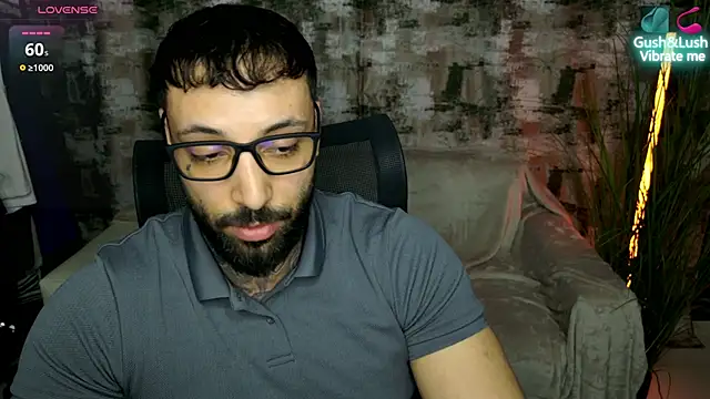 MasculineGuy99 online show from February 2026 07:10:01 PM