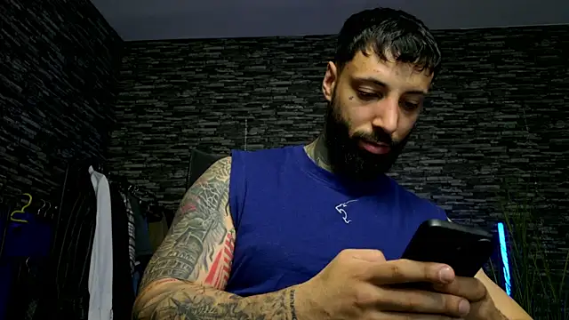 Snapshot of MasculineGuy99 chatting on May 2026 08:40:02 PM MasculineGuy99 online show from May 2026 08:40:02 PM