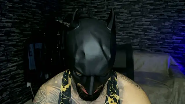 Snapshot of MasculineGuy99 chatting on May 2026 07:39:02 PM MasculineGuy99 online show from May 2026 07:39:02 PM