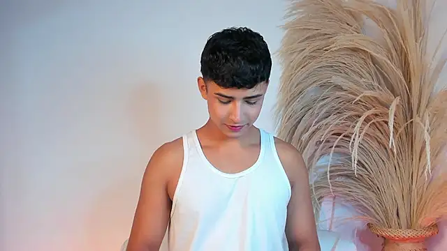 Snapshot of Thiago_Connor21 chatting on January 2026 02:07:01 AM Thiago Connor21 online show from January 2026 02:07:01 AM