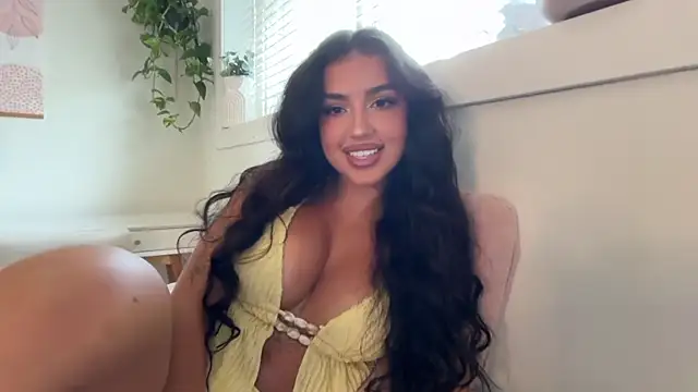 ariajacksonx online show from June 2026 06:19:02 PM