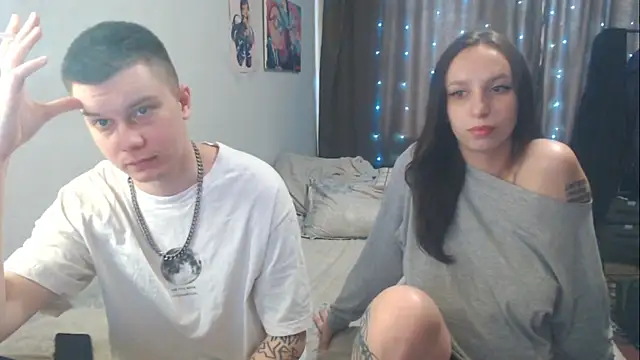 Snapshot of Mark_and_Wendy chatting on May 2026 07:59:01 AM Mark and Wendy online show from May 2026 07:59:01 AM