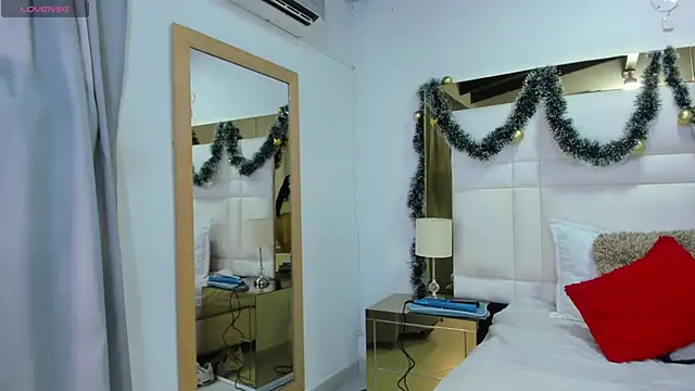 Latin Pleasures online show from November 2025 08:42:02 PM