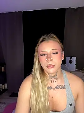 Snapshot of Kimberly-sweety chatting on November 2025 06:24:02 PM Kimberly-sweety online show from November 2025 06:24:02 PM