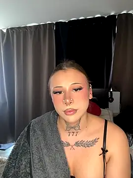 Snapshot of Kimberly-sweety chatting on October 2025 02:49:01 PM Kimberly-sweety online show from October 2025 02:49:01 PM