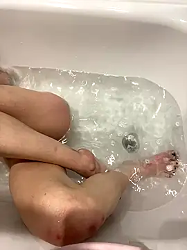 pleasedontpressaredburton online show from November 2025 10:59:01 AM