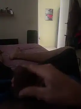 Moreno Roludoo online show from October 2025 04:11:02 PM