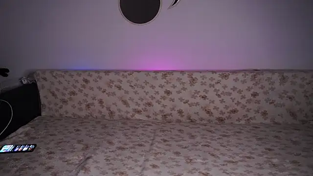 Dahliacruzz online show from December 2025 08:52:01 PM