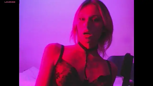 SophieDiamond Xx online show from October 2025 07:28:01 PM