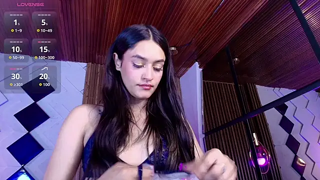 Matti sofia  online show from November 2025 07:17:02 PM