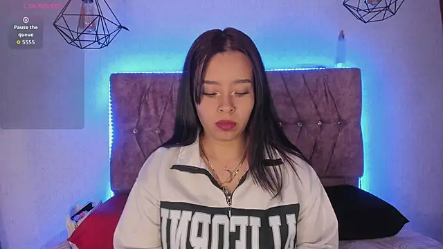 Snapshot of Mia_lopez_1 chatting on October 2025 11:20:02 AM Mia lopez 1 online show from October 2025 11:20:02 AM