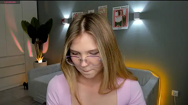 linakorvin online show from October 2025 01:35:01 PM