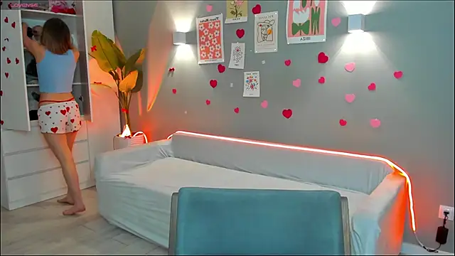 linakorvin online show from February 2026 01:40:01 PM