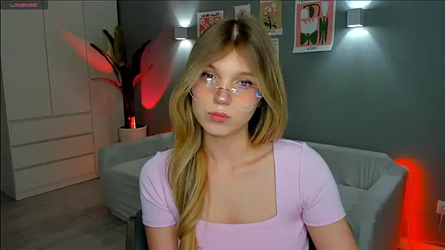 linakorvin online show from December 2025 01:28:02 PM