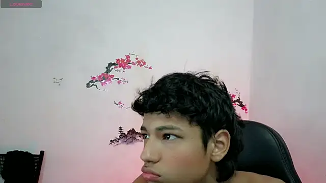 Im david02 online show from October 2025 12:50:02 PM