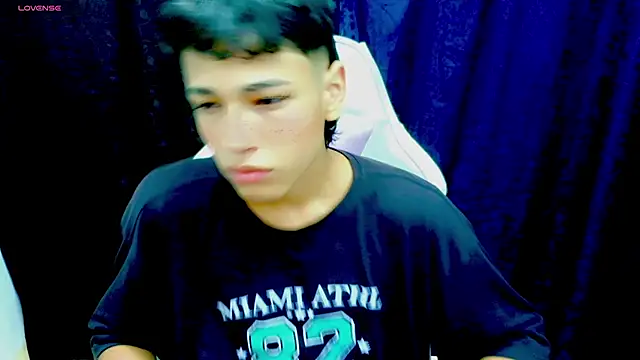 Im david02 online show from November 2025 12:54:01 PM