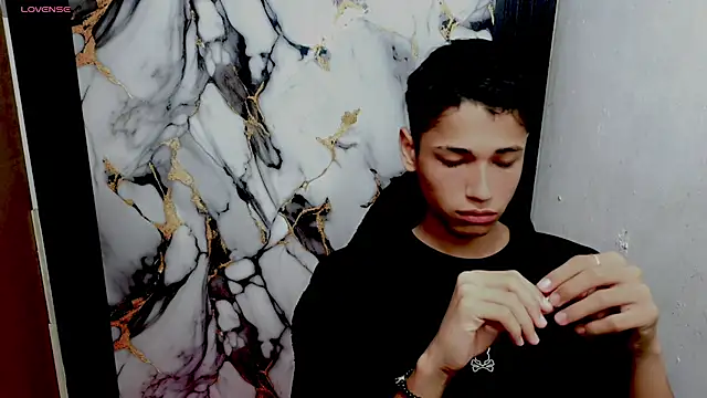 Im david02 online show from February 2026 01:00:01 PM