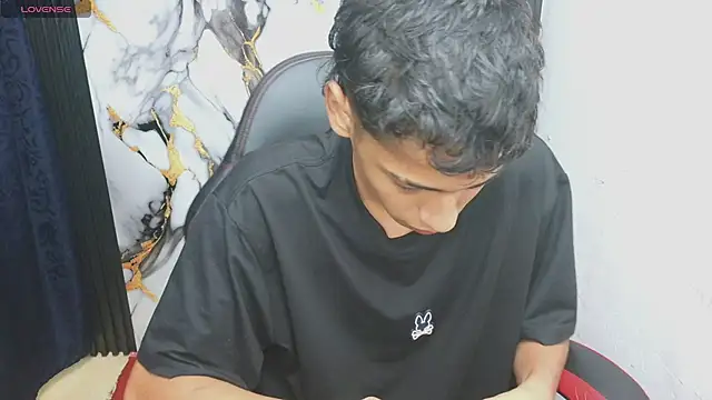 Im david02 online show from January 2026 02:21:02 PM