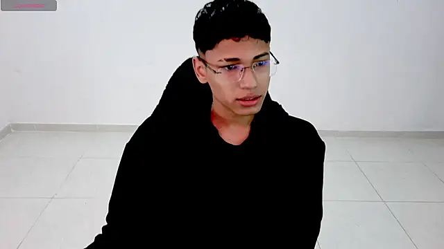 Im david02 online show from April 2026 02:10:01 PM