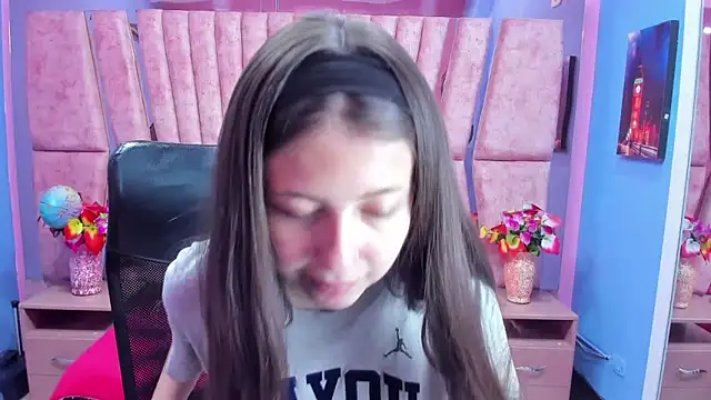 Snapshot of sarah_sweett_ chatting on October 2025 02:05:01 PM sarah sweett online show from October 2025 02:05:01 PM