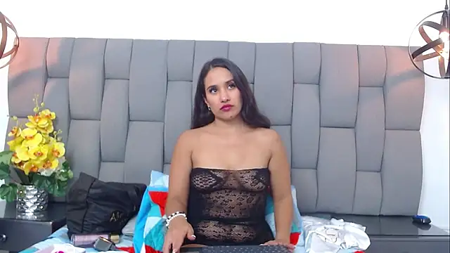 Emilysweet2 online show from January 2026 06:01:01 PM