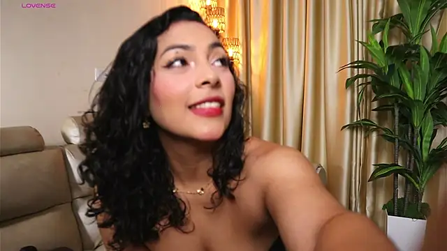 JulianaPons online show from July 2026 09:16:01 PM