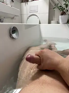 DomnHuan online show from October 2025 06:42:02 PM