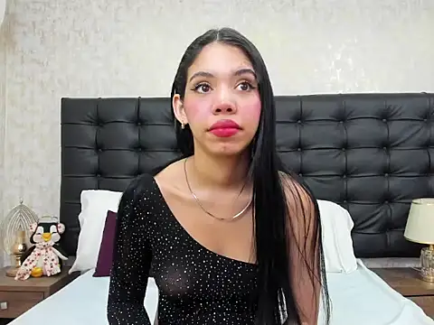 Snapshot of EmaGarcess chatting on January 2026 07:34:01 PM EmaGarcess online show from January 2026 07:34:01 PM