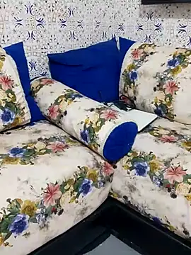 Snapshot of Rihame07 chatting on November 2025 07:12:01 AM Rihame07 online show from November 2025 07:12:01 AM