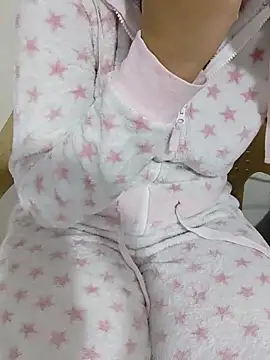 Snapshot of Rihame07 chatting on November 2025 10:10:01 PM Rihame07 online show from November 2025 10:10:01 PM