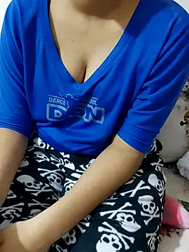 Snapshot of Rihame07 chatting on December 2025 06:20:01 PM Rihame07 online show from December 2025 06:20:01 PM