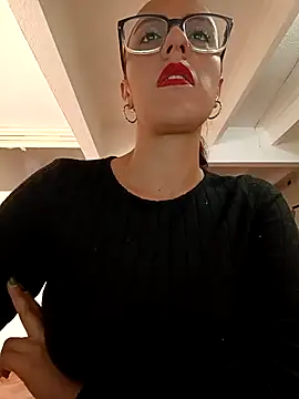Snapshot of Jade_1-9 chatting on February 2026 05:02:02 PM Jade 1-9 online show from February 2026 05:02:02 PM