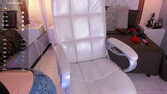 GabrielaaStone online show from November 2025 04:49:02 AM