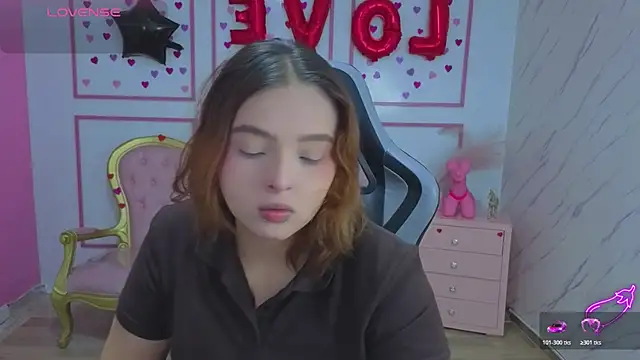 mia foster t online show from April 2026 01:07:01 PM