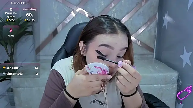 mia foster t online show from March 2026 01:17:01 PM