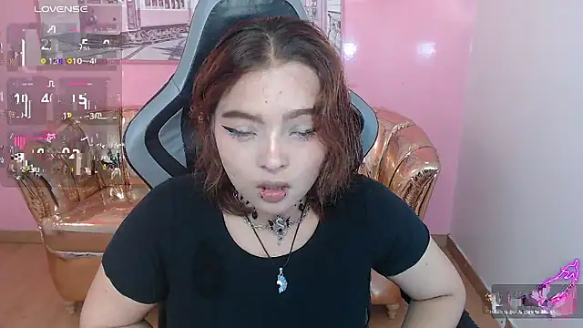 mia foster t online show from January 2026 01:17:02 PM