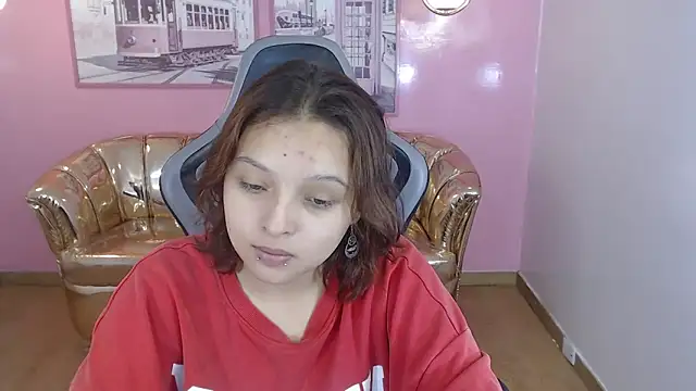 mia foster t online show from December 2025 01:15:01 PM