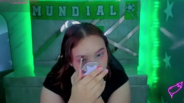 Snapshot of mia_foster_t chatting on July 2026 01:25:02 PM mia foster t online show from July 2026 01:25:02 PM