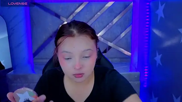Snapshot of mia_foster_t chatting on June 2026 01:08:02 PM mia foster t online show from June 2026 01:08:02 PM