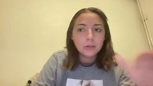 Snapshot of looloopaul chatting on October 2025 01:31:01 PM looloopaul online show from October 2025 01:31:01 PM