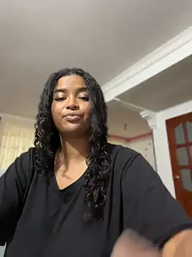 Snapshot of mitschellfox21 chatting on June 2026 10:53:02 PM mitschellfox21 online show from June 2026 10:53:02 PM